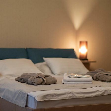 Golden Nugget Apartment Tiflis Dış mekan fotoğraf
