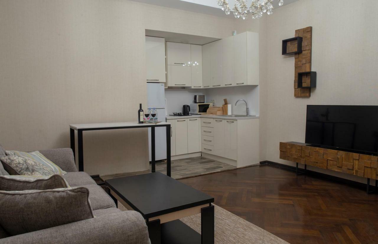 Golden Nugget Apartment Tiflis Dış mekan fotoğraf